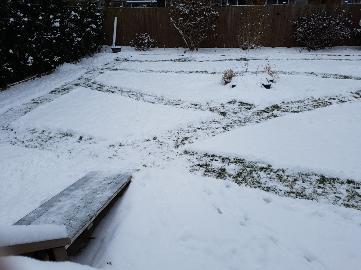 snowy.maze.jpg